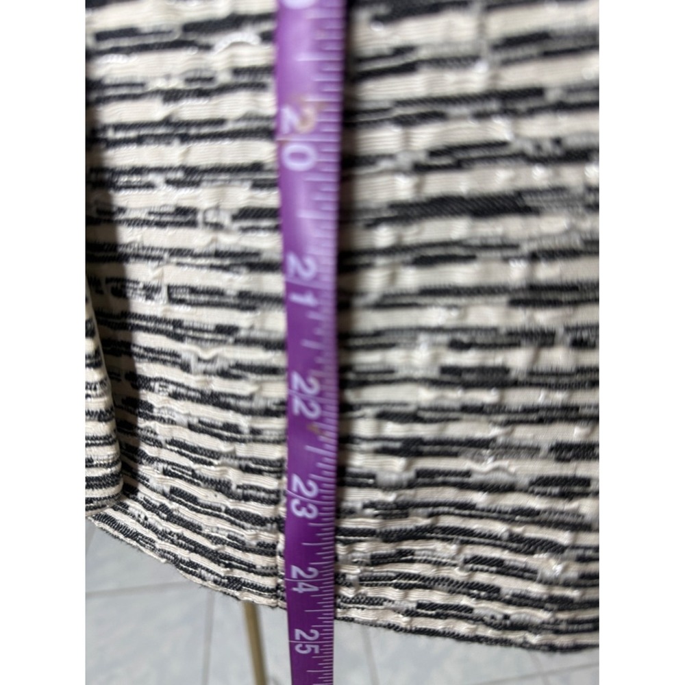 Lafayette 148 Textured Tweed Cropped Blazer Jacket Size 6 Quiet Luxury - Picture 11 of 13